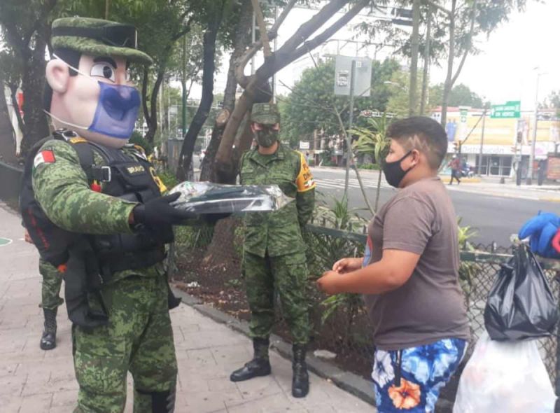 Viva el ejército mexicano, una institución que vive para servir al pueblo de México