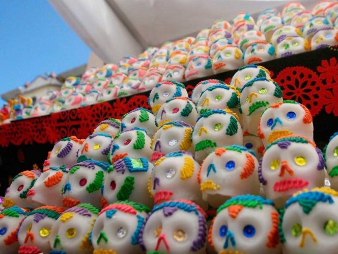 Oaxaca prohíbe puestos provisionales por Día de Muertos